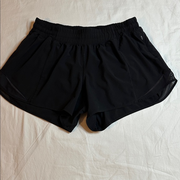 Lululemon Hotty Hot Short *Long 4" Size 10 - Picture 3 of 9
